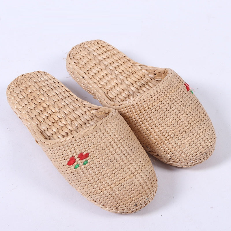 Hand-woven cattail and cotton-linen blend slippers designed in Baotou