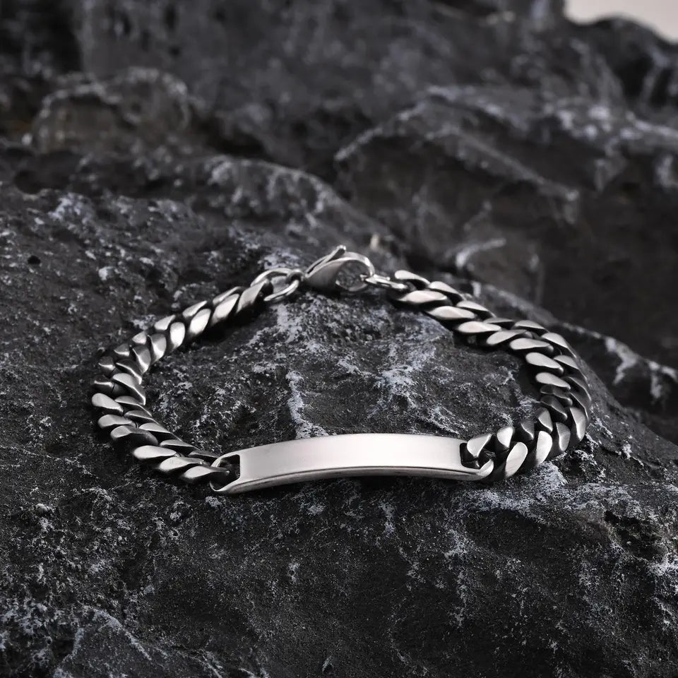 Custom stainless steel nameplate bracelet