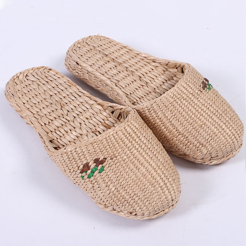 Hand-woven cattail and cotton-linen blend slippers designed in Baotou